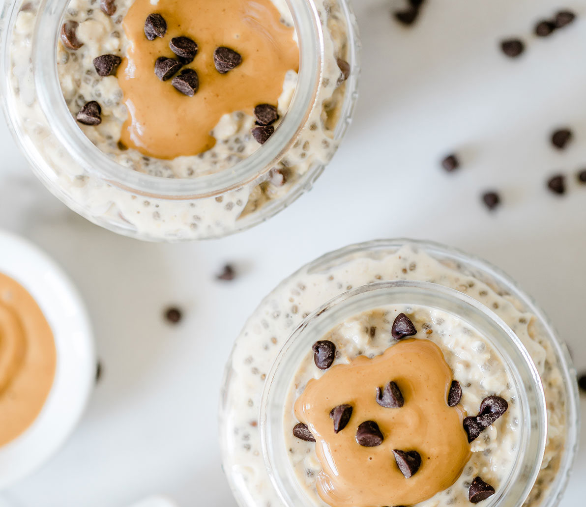 Peanut Butter Chocolate Chip Overnight Oats